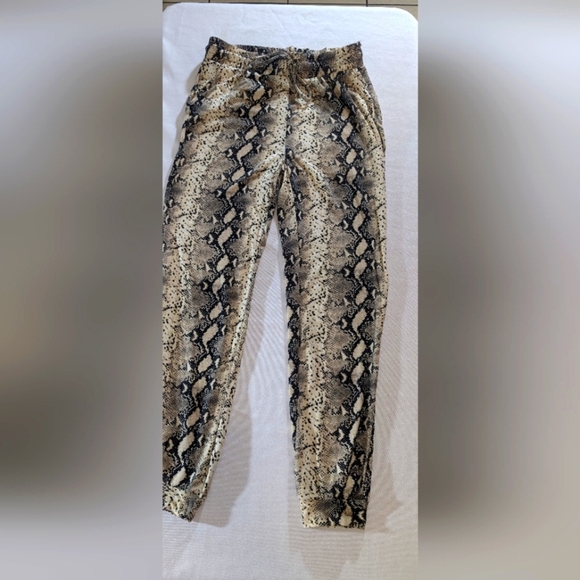 Love Streak Joggers /Trousers Snake Skin Print Pants - Picture 1 of 6